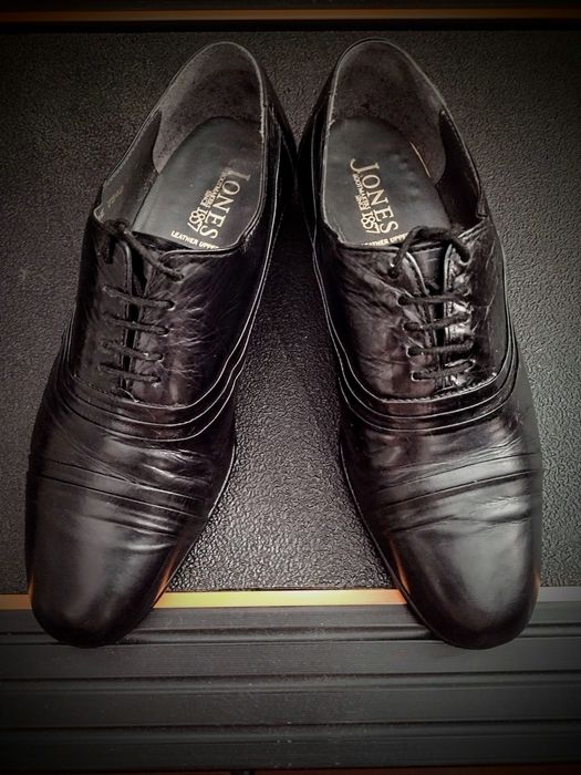 Шикарные туфли Jones Bootmaker классика
