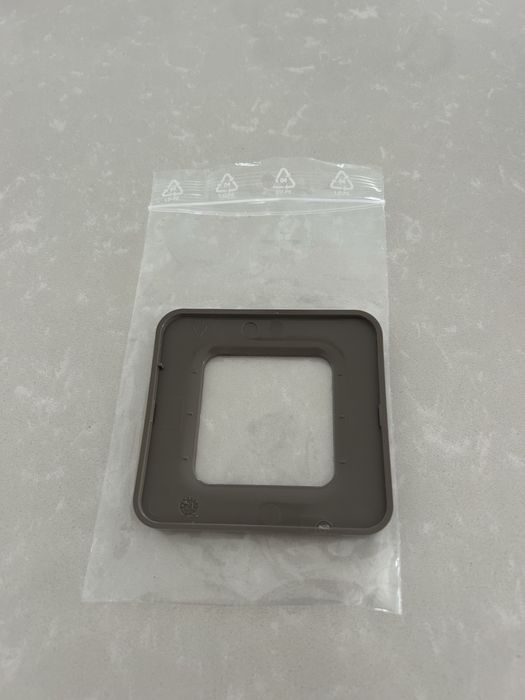 Moldura Termóstato Delta Dore Tybox 5100 Castanho