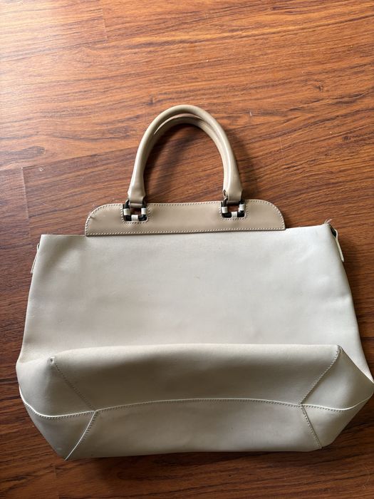Torba bezowa ze skory Massimo dutti