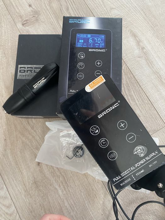 Тату машинка Hummingbird Bronc Pen V10 (Black)