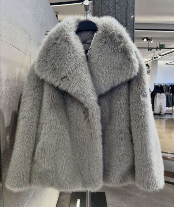 Шуба экомех светлосерая