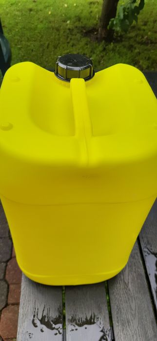 Kanister, kanistry, baniaki 25l