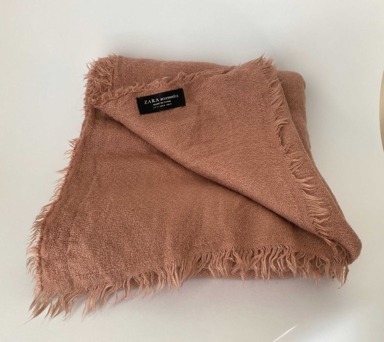 Cachecol echarpe rosa pó intemporal Zara como novo