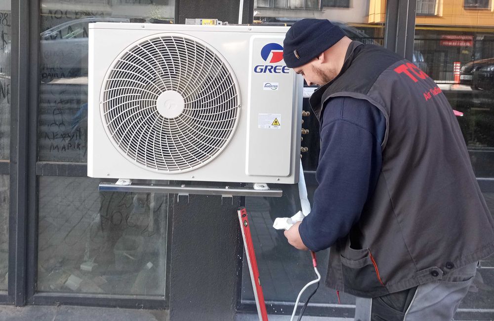 Монтаж та сервіс кондиціонерів GREE у Вінниці.