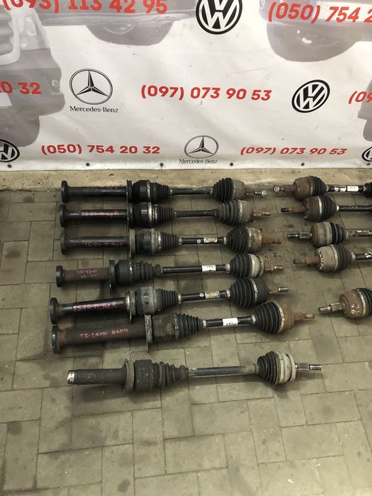 Полуось передняя правая девая VW T5 1.9  2.0  2.5 полуося передні