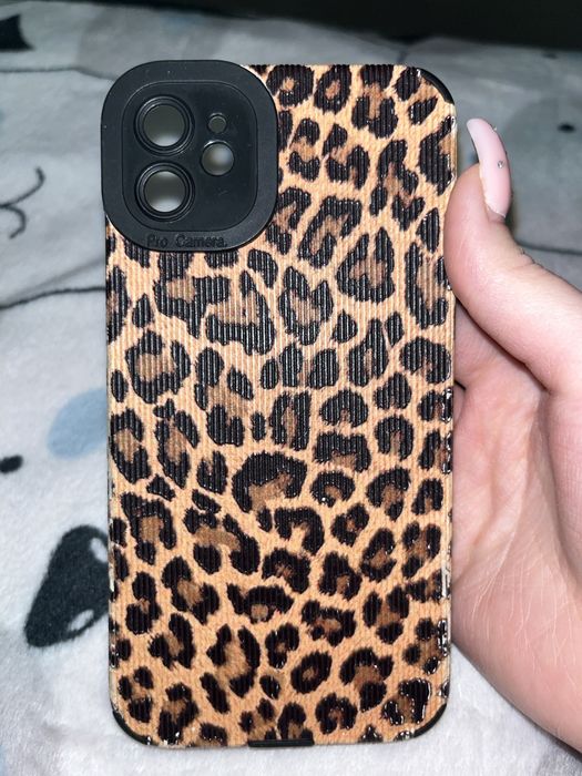 Чехол на 11 айфон