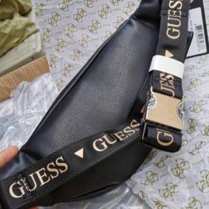 Wyprzedaż Guess nerka polecam bardzo