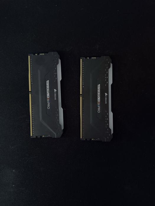 Corsair Vengeance Pro (RGB)
