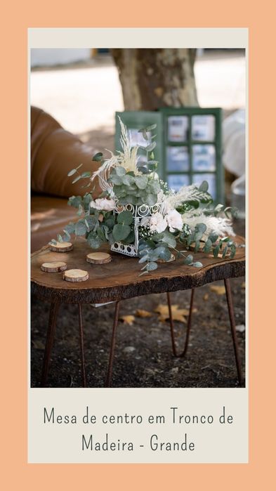 Mesas em tronco de madeira para eventos