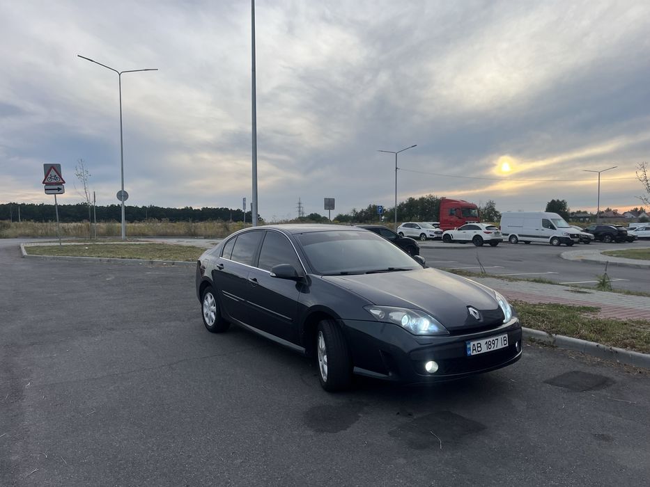 Продам власне авто Лагуна 3