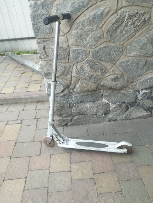 Самокат складний з Німеччини.