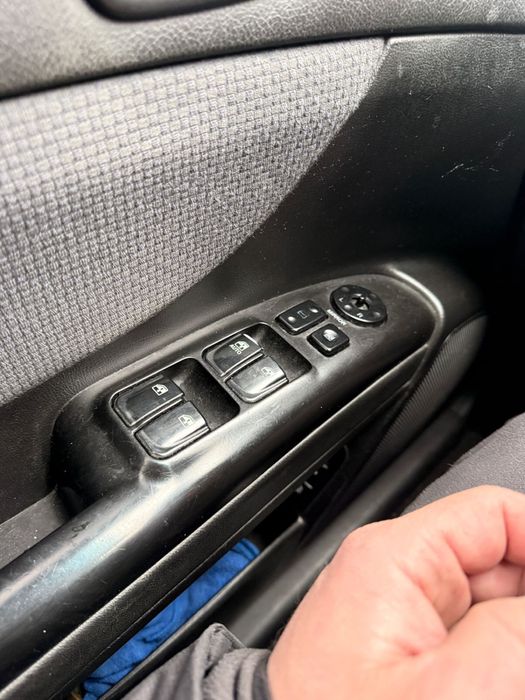 Продам Hyundai Sonata 2.0 газ/бензин
