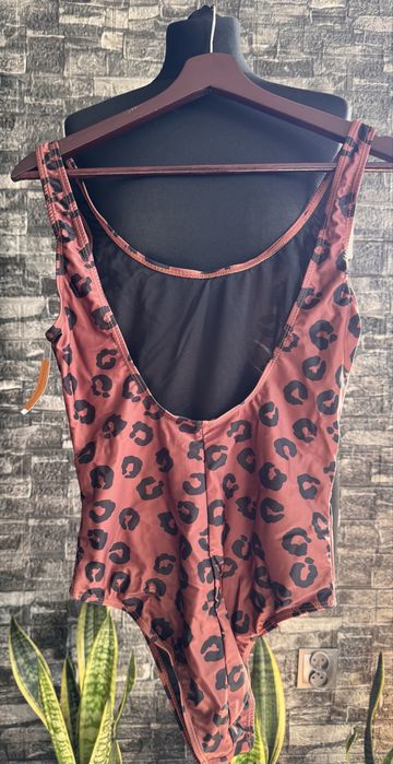Strój kąpielowy Minnie Mouse M nowy jednoczęściowy Disney