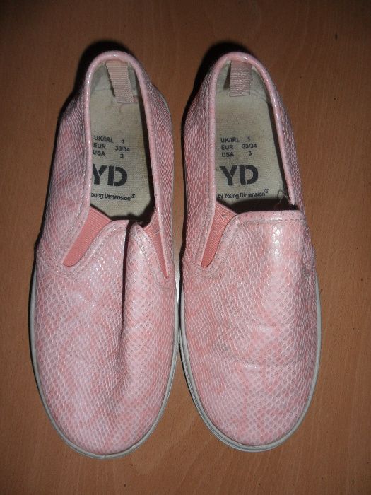 Sapatilhas tamanho 33-34 oferta de portes de envio