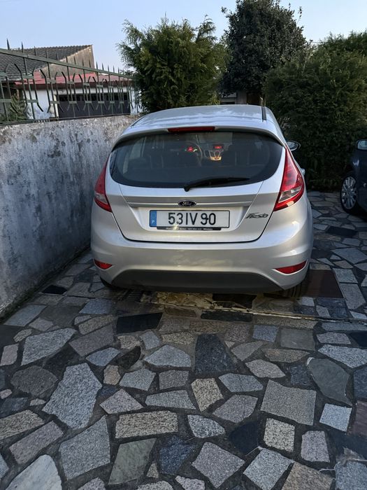 Vendo Ford fiesta em bom estado
