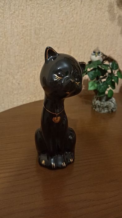 Кошечка керамическая