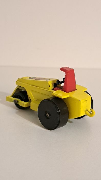 99-G/26 Matchbox Rod Roller