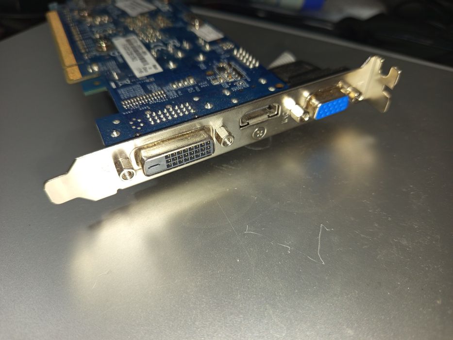 Видеокарта GT 730 2gb