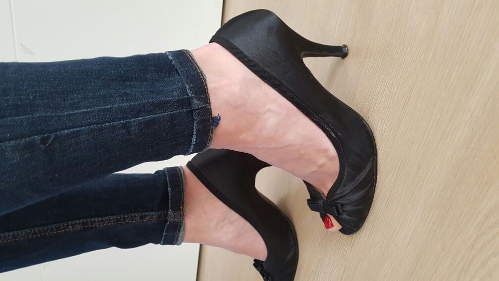Czółenka peep toe satynowe czarne New Look 38 24cm