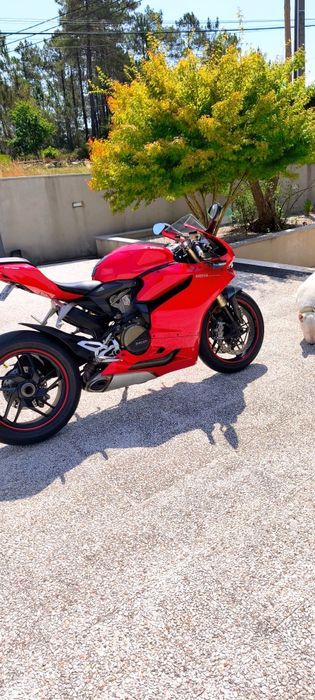 Ducati 1199 Panigale – 15.943 km | Desportiva de sonho