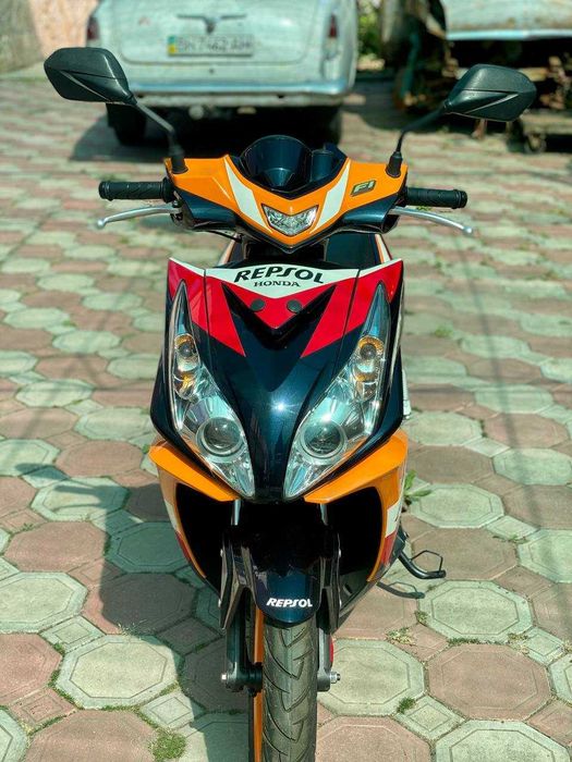 ЭКСКЛЮЗИВНЫЙ! Скутер HONDA TARAN IS 110 / мопед 2012г