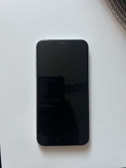 Iphone XR 128GB, 76%.