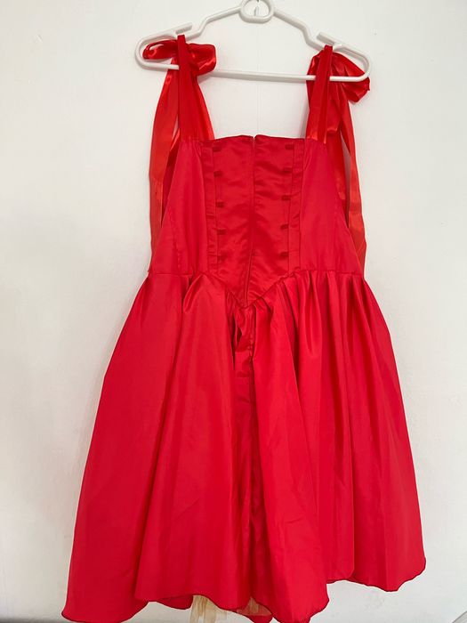 czerwona sukienka 44-46