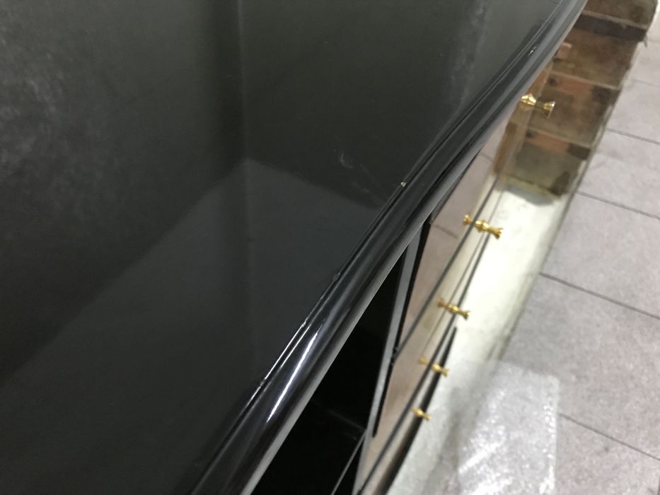 Movél /comoda lacado em preto alto brilho