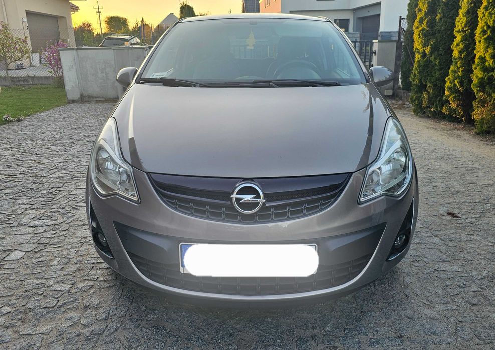 Samochód osobowy Opel Corsa