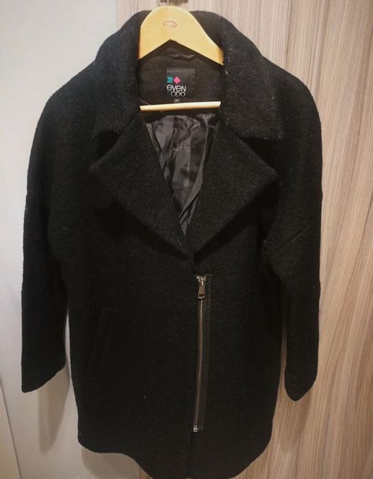 Płaszczyk czarny Even&Odd rozm . L wełna