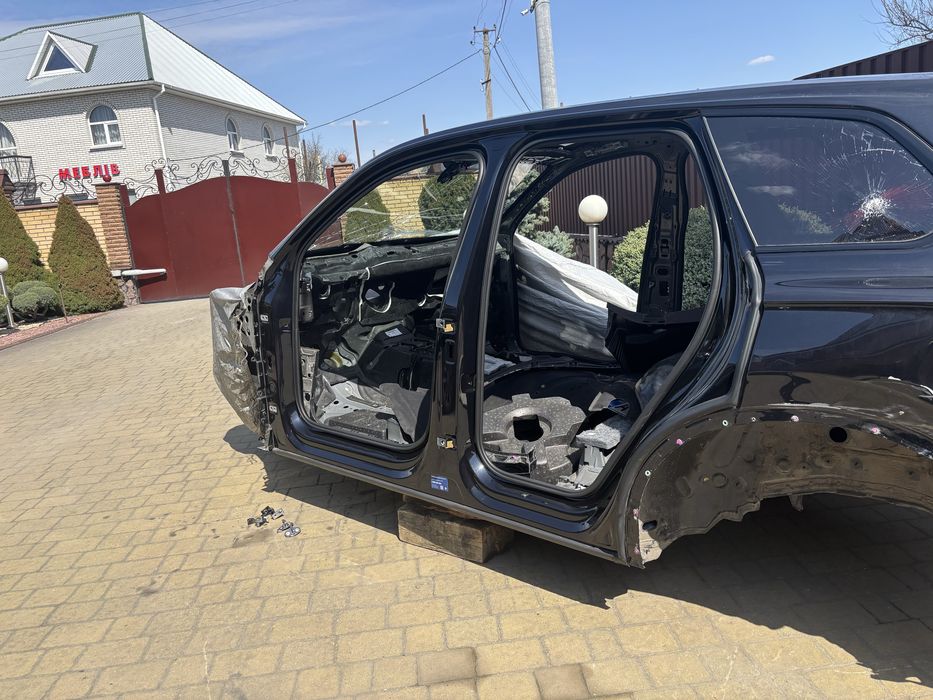 Накладка двері лівої передньої та задньої R-Line C9X VW Touareg 3 CR 760854939D 760854949D