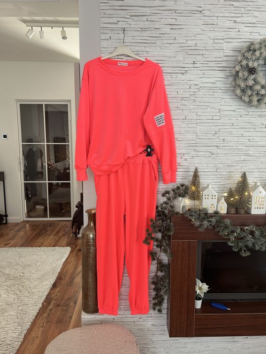 Komplet dresowy M L XL 2XL dres damski z naszywką wiosenny neon