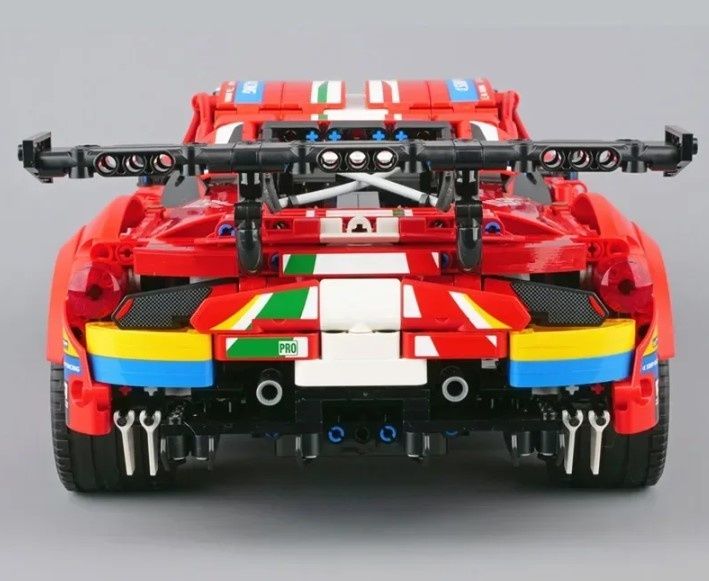 Klocki Lepin Ferrari 488 GTE kompatybilne z 42125