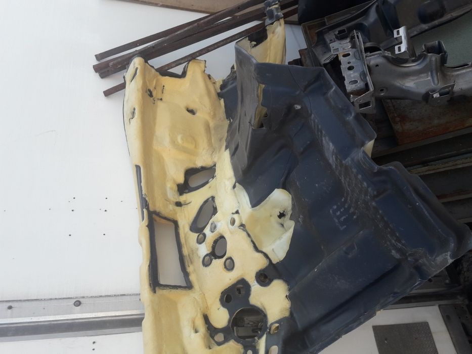 Renault clio iv wyłudzenie ściany grodziowa guma