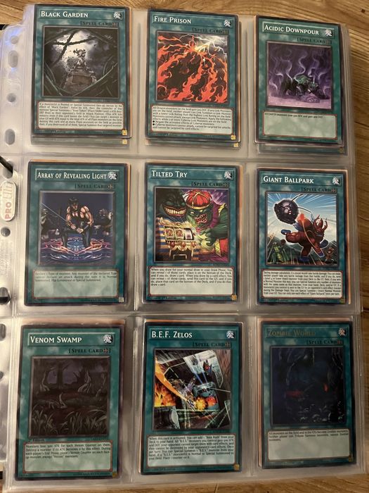 Oryginalne karty Yu-Gi-Oh! Magiczne