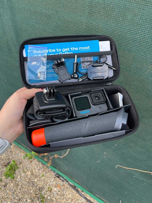 Екшн-камера GoPro Hero 12 з поплавком