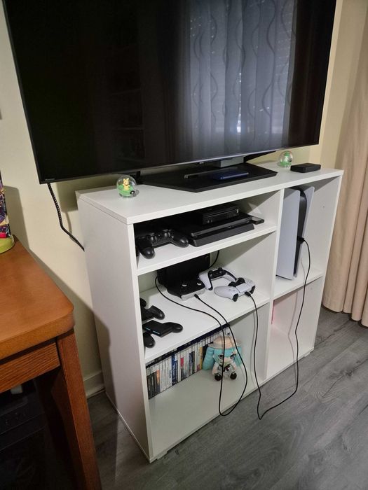 Estante para playstation, jogos e livros