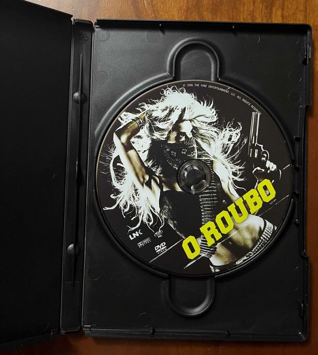 DVD "Cut Off - O Roubo"