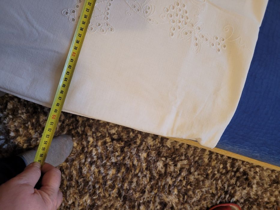 Powłoczka na poduszkę haftowana