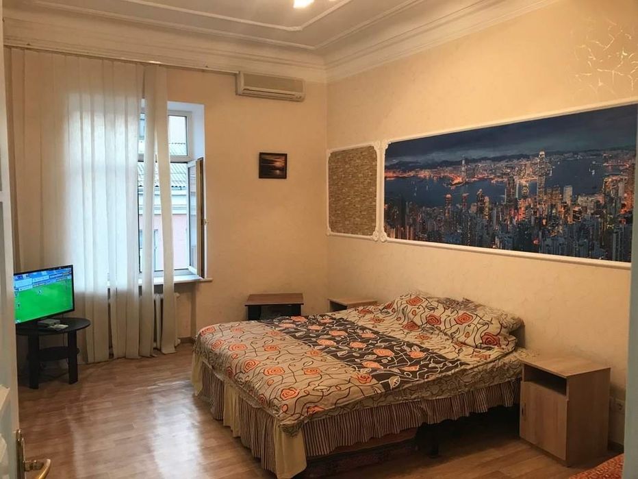 Подобово Хрещатик Вільна зараз! вул. Прорізна 10, 2 кімнати окреміВсі