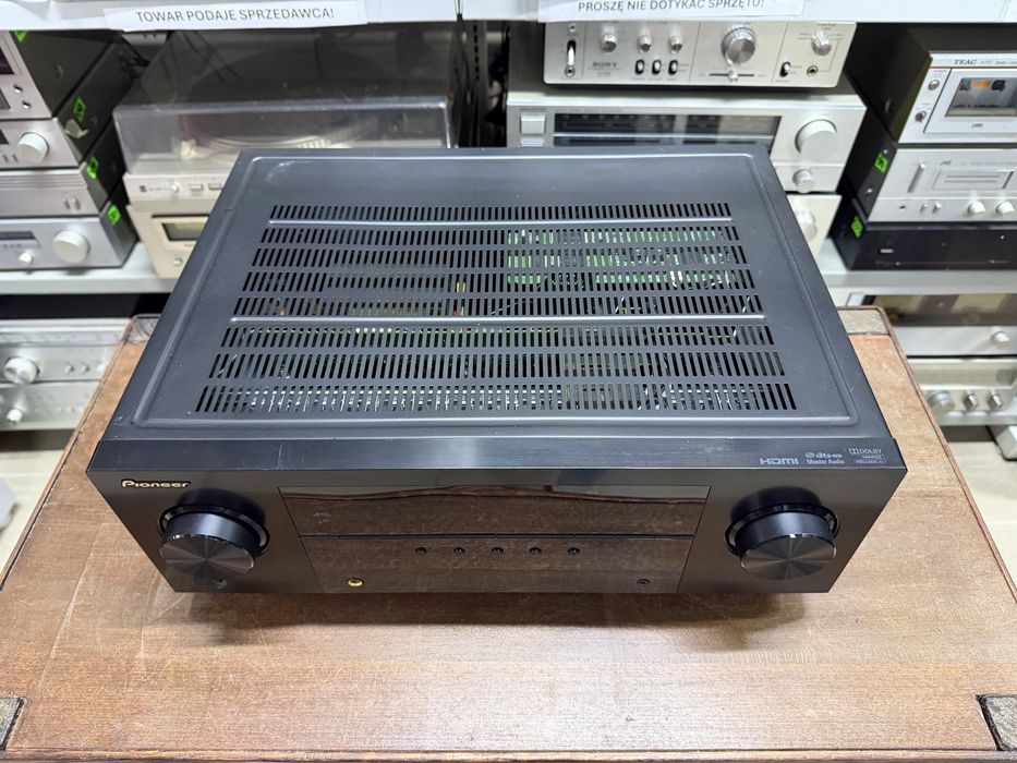 Amplituner Pioneer VSX-521 Audio Room