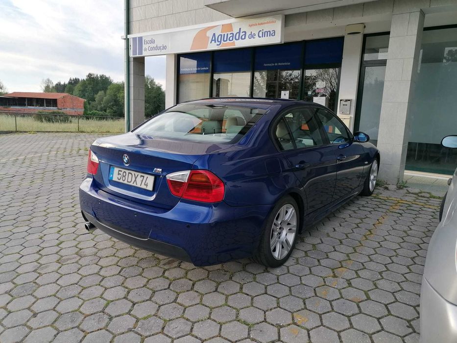 Vende se BMW 320D