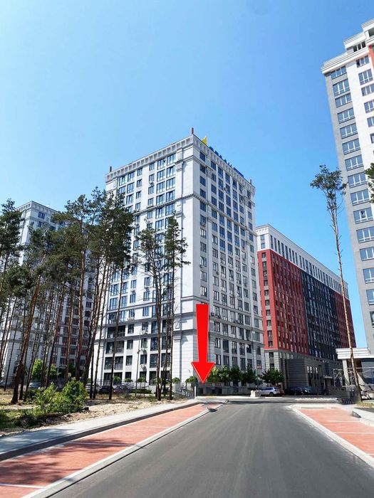 Продам комерцію з окремим входом Фасад