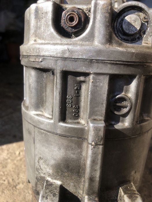 Комресор кондиціонера BMV 3.0D