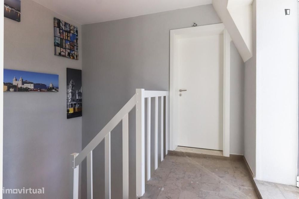 Apartamento com 1 quartos - localizado em Ajuda Lisbon