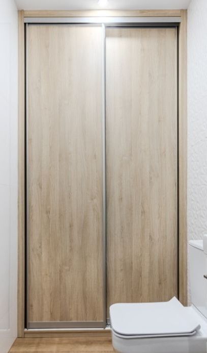 Szafa wnękowa z drzwiami przesuwnymi 135x255 cm