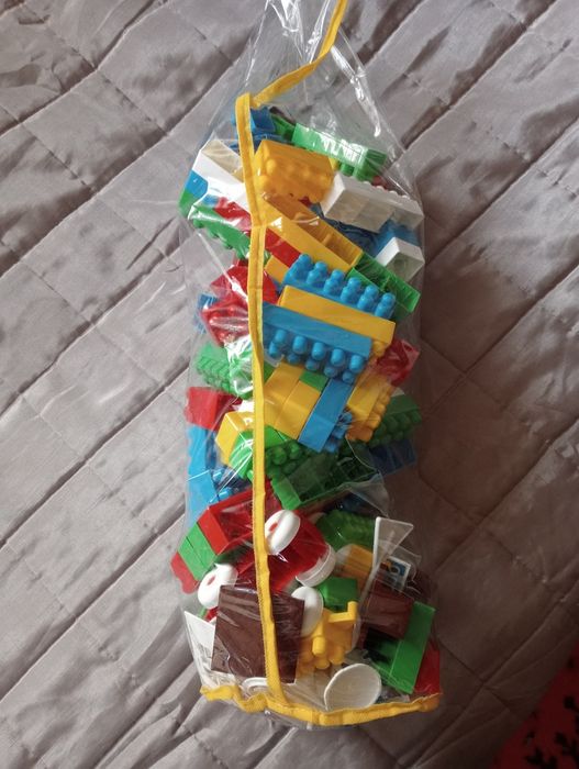 Конструктор дитячий