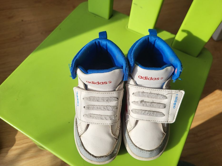 Buty sportowe roz. 24