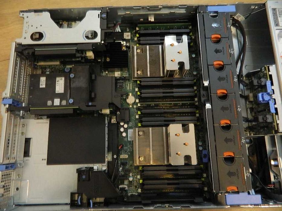 Dell PowerEdge R730 2xXeon E5-2640V4 16GB DDR4 200GB SSD