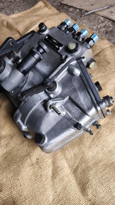 Паливний насос високого тиску (ТНВД)  4УТНИ  1111005  Трактор Т-40